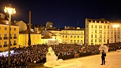 Cerca de 15 mil elementos das forças de segurança participaram na marcha 