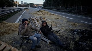 Blocage d'agriculteurs près d'Aix-en-Provence, le mardi 30 janvier 2024.