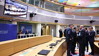 A rendkívüli EU-csúcs a várakozásoknál hamarabb véget ért