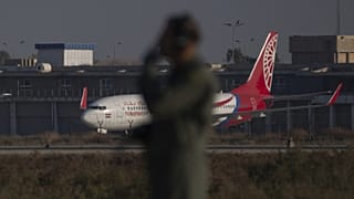 Iráni gép vesztegel a bagdadi nemzetközi repülőtéren