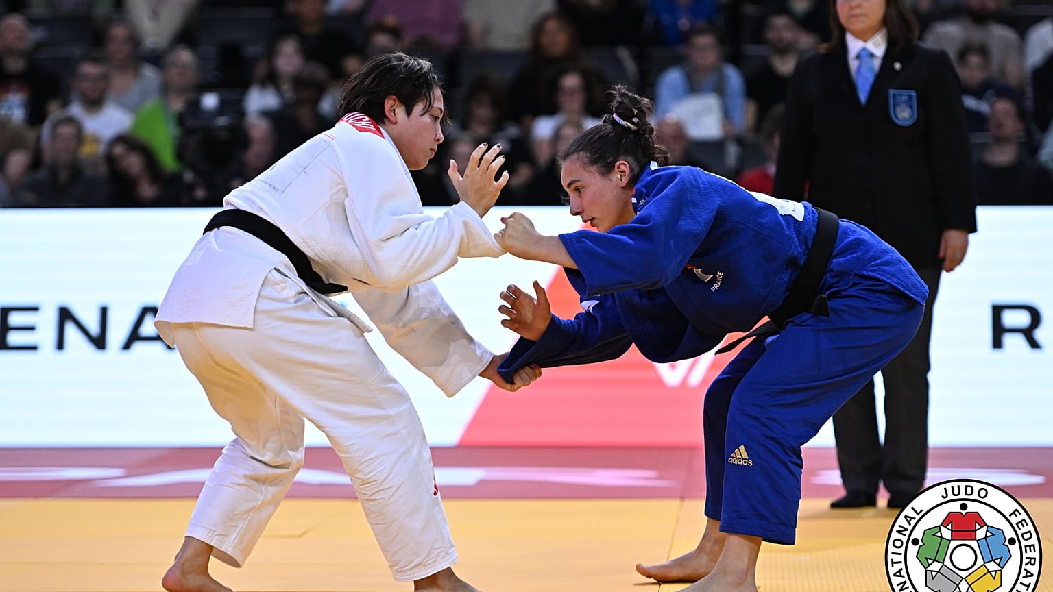 Faiza Mokdar e Christa Deguchi na final feminina dos -57 kg
