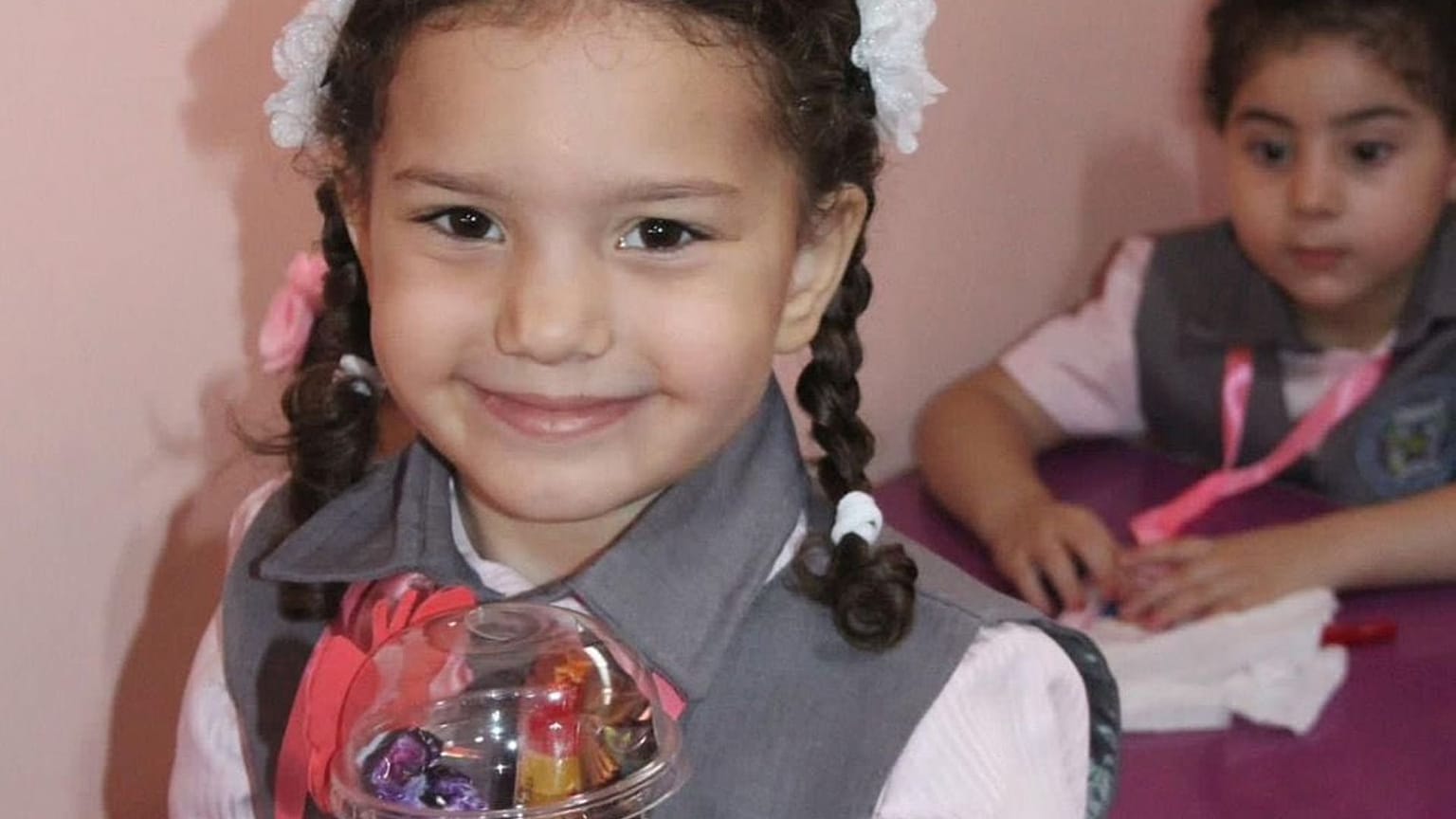 الطفلة هند
