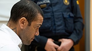 Dani Alves vor Gericht in Bacelona - dem Star aus Brasilien wird Vergewaltigung vorgeworfen