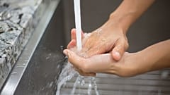 زن مبتلا به اختلال روان OCD