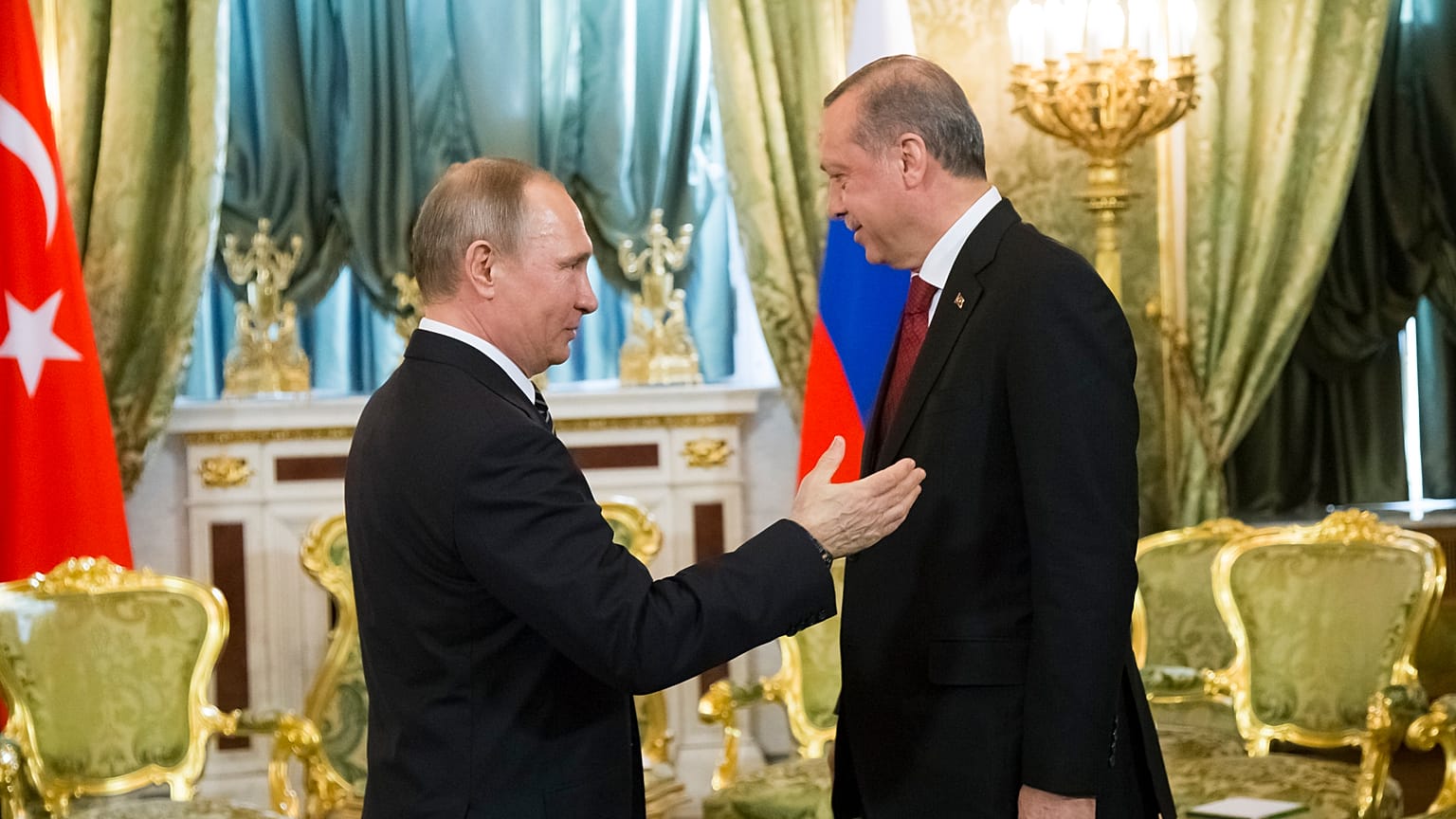 الرئيس الروسي بوتين ونظيره التركي أردوغان