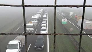 Nevoeiro provoca acidente e faz três mortos no Norte de Itália