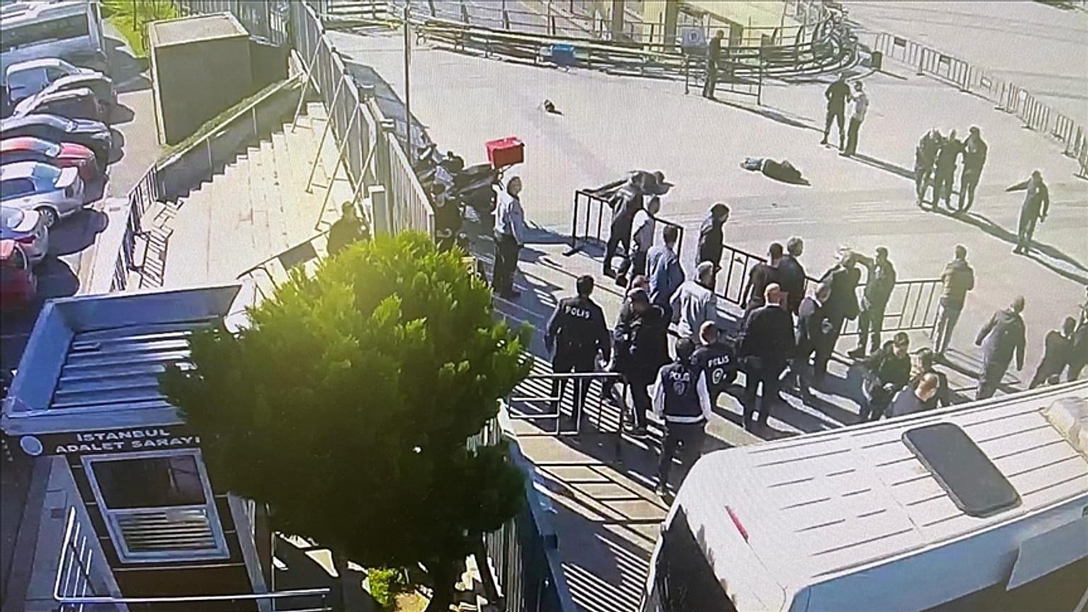Çağlayan Adliyesi'nde silahlı saldırı