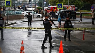 عکس آرشیوی از پلیس و نیروهای امنیتی ترکیه پس از انفجار در آنکارا، یکشنبه، 1 اکتبر 2023