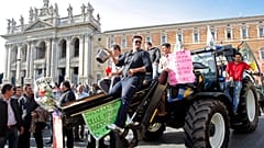 Agricultores italianos preparam-se para protestar em Roma