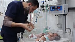 الدكتور محمد سلامة، رئيس وحدة العناية المركزة لحديثي الولادة، مستشفى الهلال الإماراتي للولادة،