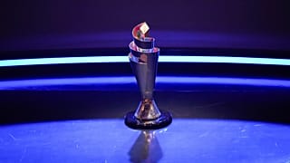 UEFA Uluslar Ligi futbol turnuvası kupası