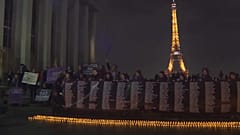 Captura de vídeo del acto de protesta el jueves por la noche en París