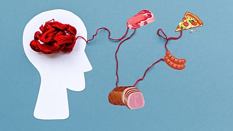 Daily eating meat and processed foods strongly linked to Alzheimer's disease.