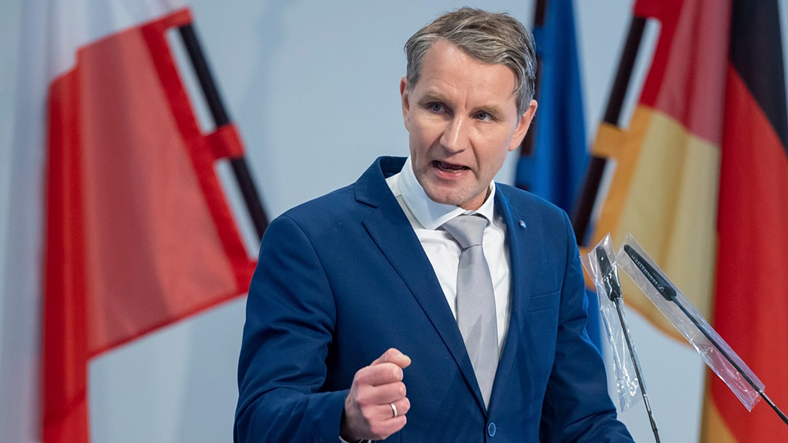 Björn Höcke AfD'nin en sağ kanadındaki isimlerden biri olarak gösteriliyor