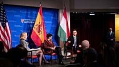 A magyar külügyminiszter a Harvard Egyetem panelbeszélgetésén