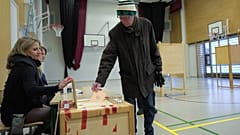 Stimmabgabe in einem Wahllokal in Espoo, 11. Februar 2024. 