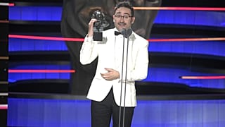 Filmmaker Juan Antonio Bayona holds the Goya for "Best Original Score" on behalf of Michael Giacchino for his work on "The Snow Society," on 10 Feb. 2024.