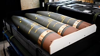 Βλήματα πυροβολικού σε σουηδικό εργοστάσιο πυρομαχικών