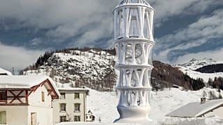 Standing 30 metres tall, the "Tor Alva" is being built in the Swiss mountain village of Mulegns. It will be the tallest 3D printed structure in the world upon its completion.