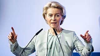 "A nova economia de energia limpa tem a ver com interdependências”, disse Ursula von der Leyen