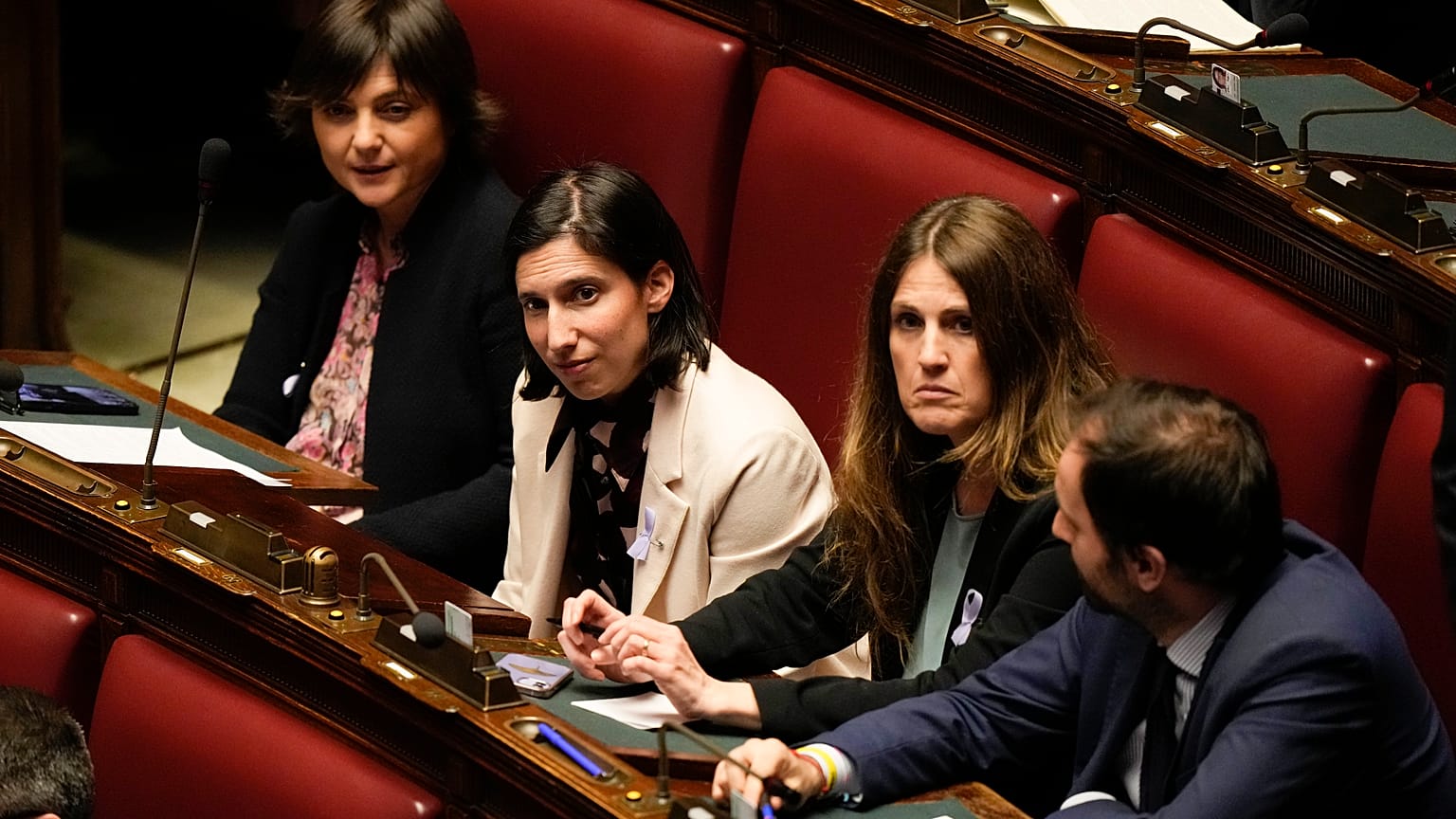 La leader dell'opposizione, Elly Schlein, in Parlamento dopo l'elezione a segretaria del Partito Democratico (15 marzo 2023)