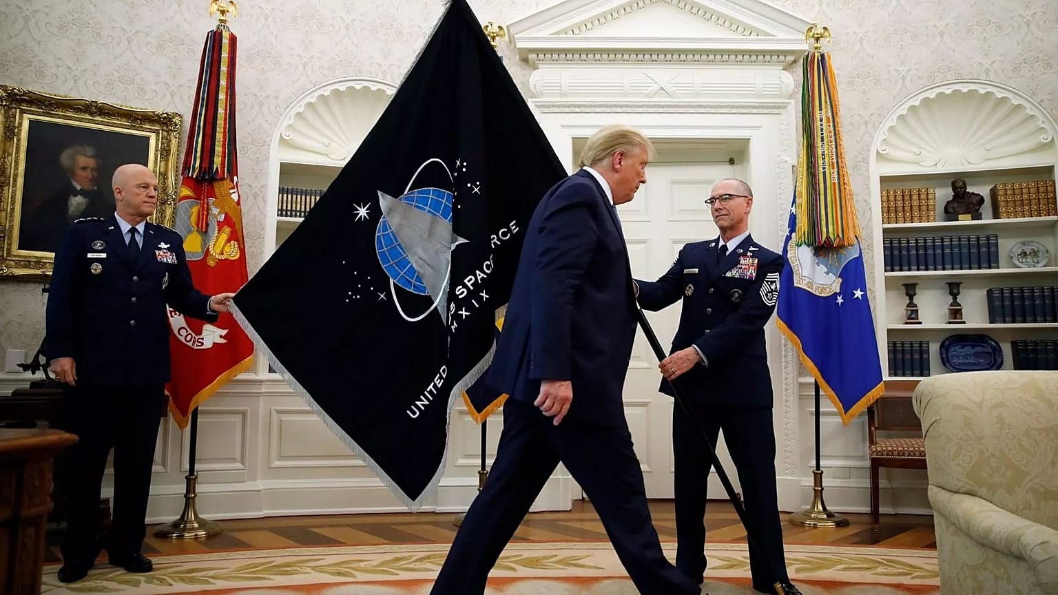 Trump felavatja az Űrparancsnokságot, 2019