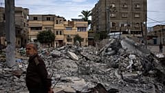 Refah'ta iki rehineyi kurtarma operasyonu sırasında İsrail'in hava saldırısına uğrayan Hasouna ailesinin evinin enkazı, 13 Şubat 2024 