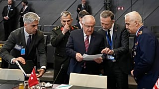 Savunma Bakanı Yaşar Güler NATO savunma bakanları toplantısı için Brüksel'de
