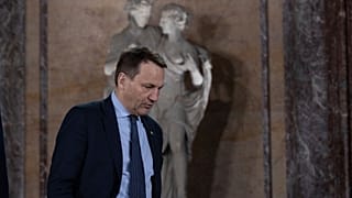 Radoslaw Sikorski lengyel külügyminiszter a brüsszeli Egmont-palotában 2024. február 3-án
