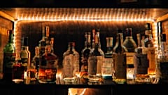 Lettland war 2023 der größte Exporteur von Whiskey nach Russland, aber lokale Experten sagen, dass das Land westliche Produkte verkauft.