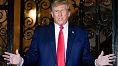 Cumhuriyetçi başkan adayı eski Başkan Donald Trump Mar-a-Lago'daki malikanesinde New York'taki donaldırıcılık davası kararı üzerine değerlendirme yaptı