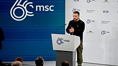 Ukrayna Devlet Başkanı Vladimir Zelenskiy Münih Güvenlik Konferansında bir konuşma yaptı