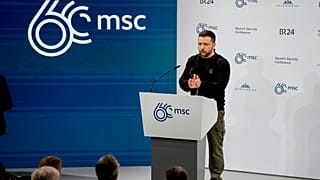 Ukrayna Devlet Başkanı Vladimir Zelenskiy Münih Güvenlik Konferansında bir konuşma yaptı