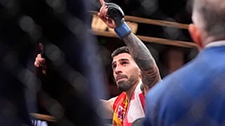 ILIA TOPURIA CAMPEÓN UFC PESO PLUMA 