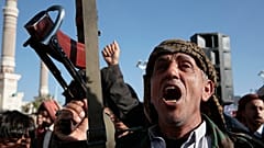مقاتل تابع لأنصار الله الحوثيين 