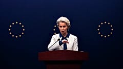 Ursula von der Leyen stand der EU-Kommission in einer von schweren Krisen geprägten Zeit vor