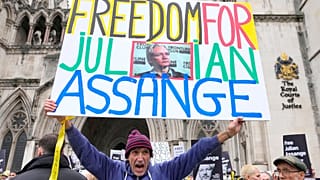 Protesta ante el Tribunal Superior de Justicia de Londres