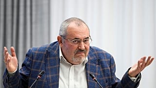 بوریس نادژدین، رقیب مخالف جنگ ولادیمیر پوتین برای انتخابات ریاست جمهوری روسیه