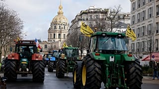 Spanische und französische Landwirte protestieren gegen den Green Deal der EU. 