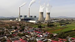Çin'in kuzeyindeki Hebei eyaletindeki Dingzhou'da faaliyet gösteren kömürle çalışan Guohua Elektrik Santrali