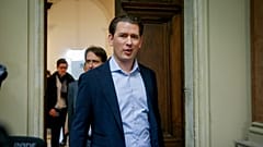 Eski Avusturya Başbakanı Sebastian Kurz, 'yalan beyandan' yargılandığı dava için mahkemeye gelirken 