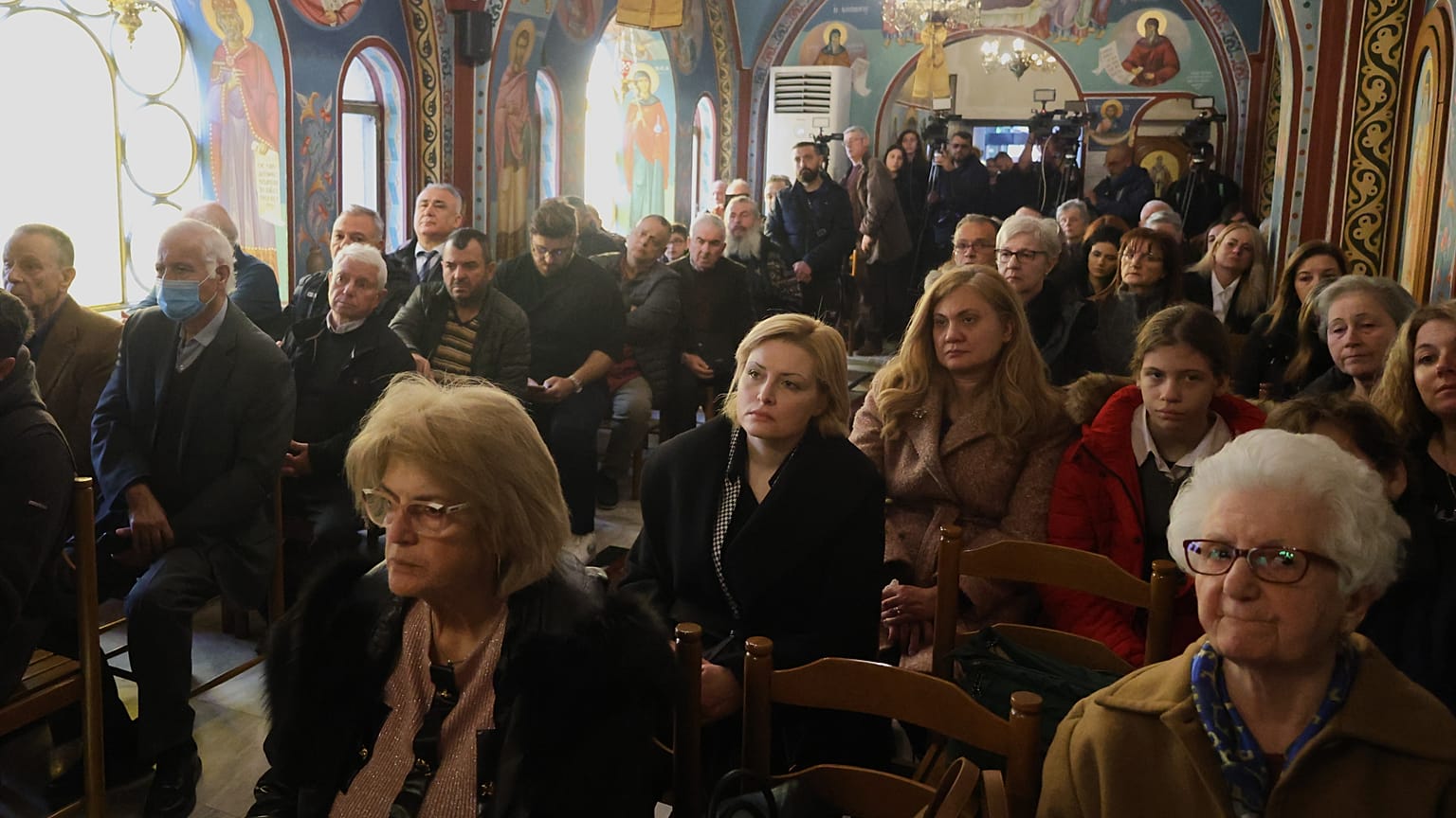 Μνημόσυνο στη μνήμη των θυμάτων του δυστυχήματος των Τεμπών