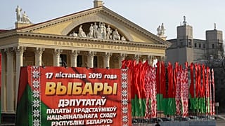 Az ellenzék bojkottot hirdetett a választások ellen