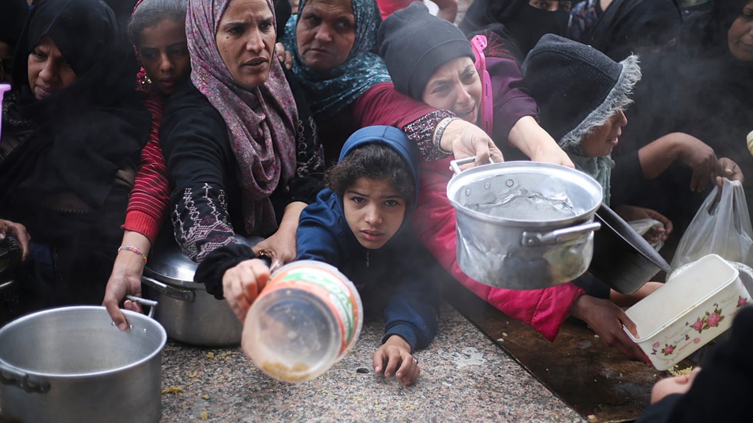 Jordanien sicherte den Menschen in Gaza weiterhin humanitäre Hilfe und medizinische Versorgung zu.