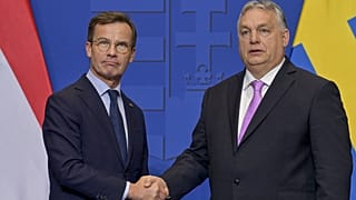 Ulf Kristersson svéd miniszterelnök Orbán Viktorral
