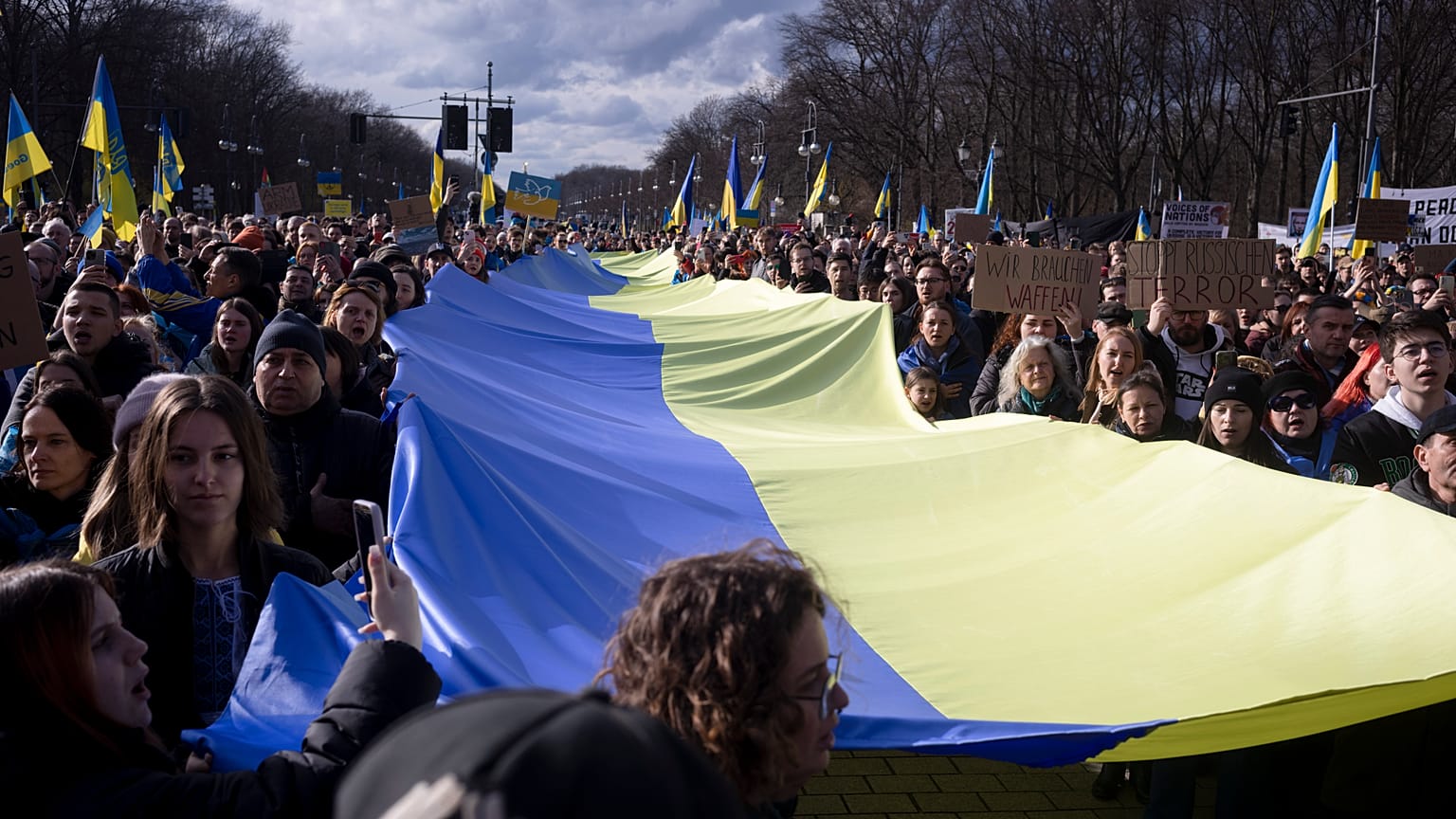 Protesta en solidaridad con Ucrania el sábado 24 de febrero de 2024 en Berlín