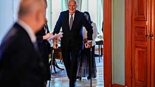 Norveç Kralı Harald hastaneye kaldırıldı (arşiv)