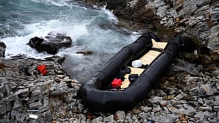 Frontex lacks independence to react to emergency situations in the Mediterranean, the Ombudsman warns in her new report.