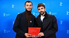 یوال آبراهام و بازل آدرا