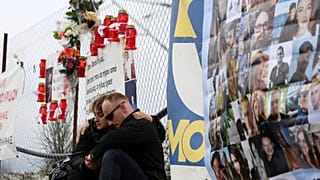Τελετή στη μνήμη των θυμάτων της σιδηροδρομικής τραγωδίας στα Τέμπη